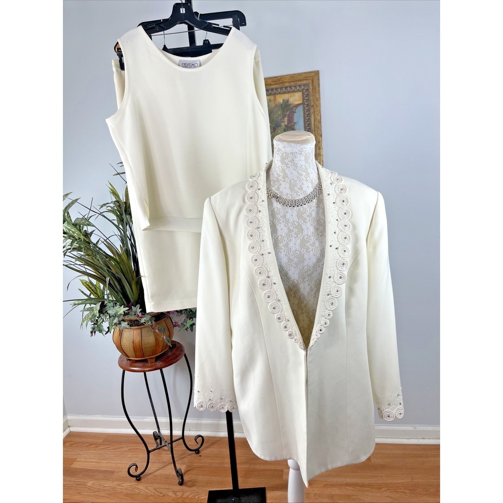 Carissimo Women 18 Ivory 3 Piece Skirt Suit Beaded Embroidered Formal Outfit
